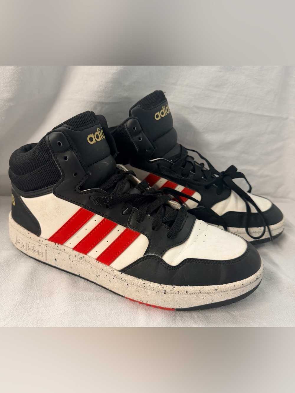 Adidas Men’s Black,White & Red High-Top Lace Up Sneakers, size US 7, Used